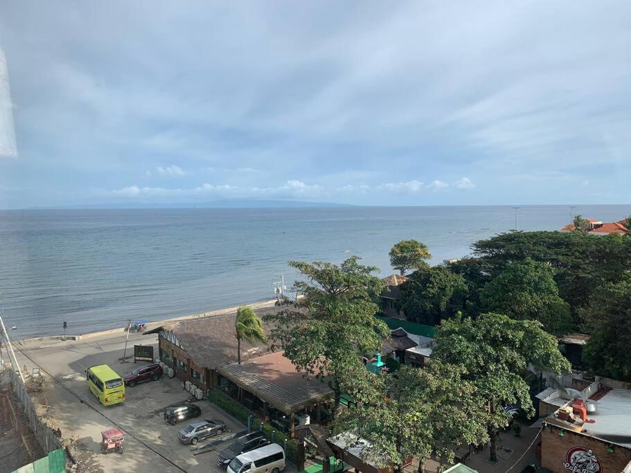 Veronica'S Homestay At Marina Spatial Condo Dumaguete City Buitenkant foto